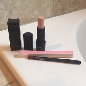 Laritzy Highlight and Lip Pencil